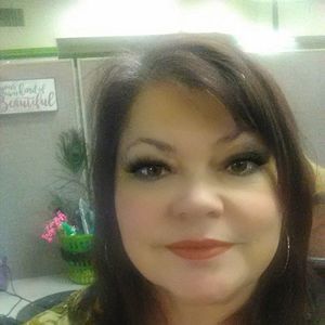 Meet your Posher, Tonya